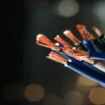 Cabos desbitolados: Como reconhecer e evitar um dos maiores riscos das instalações elétricas no Brasil.